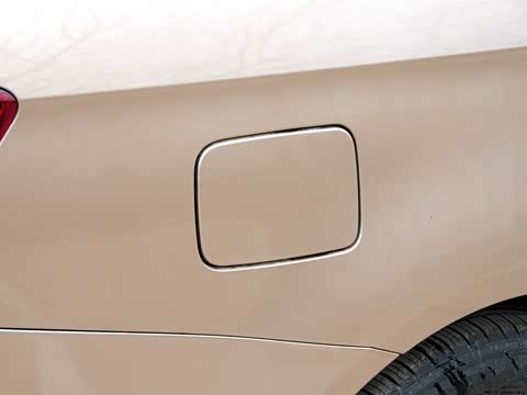 2012�� 1.5L �ֶ�������