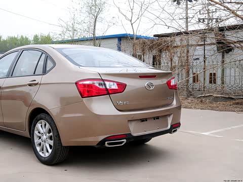 2012�� 1.5L �ֶ�������
