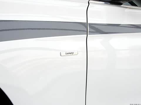 2013�� 328Li 3�ж��ر��