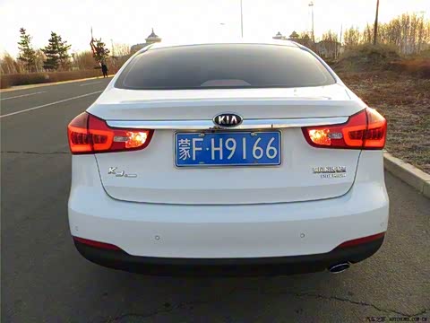 2013�� 1.6L �Զ�Premium