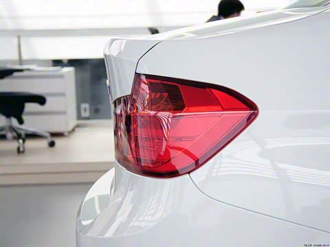 2013�� 320i ��ȡ��