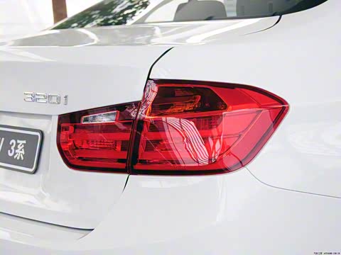 2013�� 320i ��ȡ��