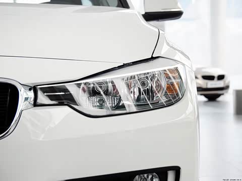 2013�� 320i ��ȡ��