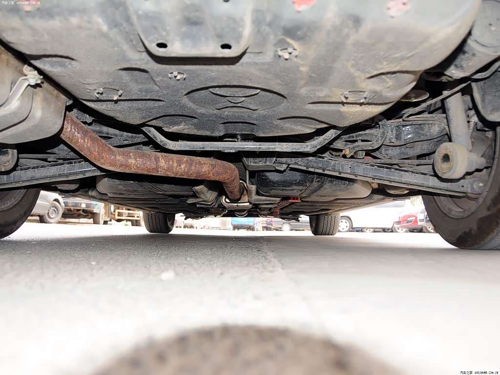 荣威750 2012款 1.