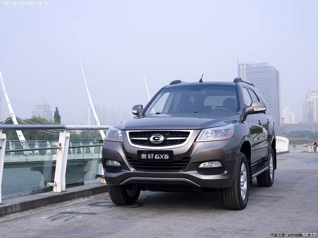 汽车图片 广汽吉奥 奥轩gx5 2012款 2.4l 自动汽油四驱智能版