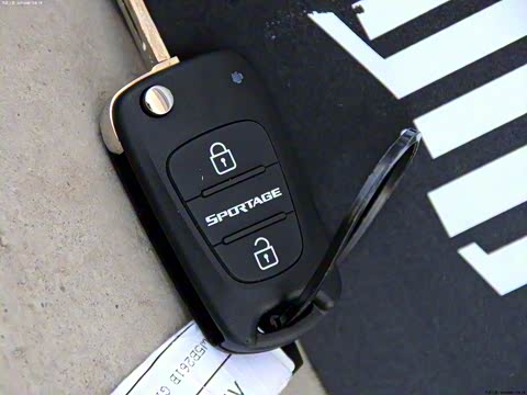 2013�� 2.0L �Զ�������DLX