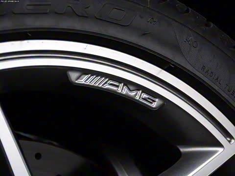 2012�� AMG C 63 Coupe ������