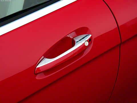 2012�� AMG C 63 Coupe ������