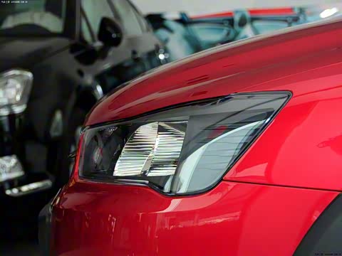 2013�� �Ŀ� CROSS 1.6L �ֶ�