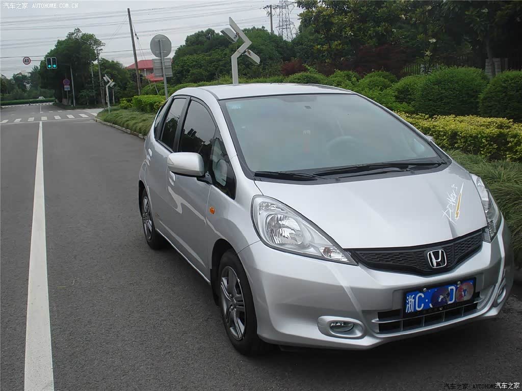 飞度2011款 1.3l 手动舒适版 1978855图片_本田_汽车图库_汽车之家