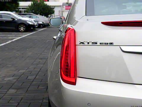 2013�� 28T �Ƽ���