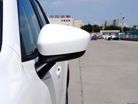 2013�� 2.0L �Զ����������