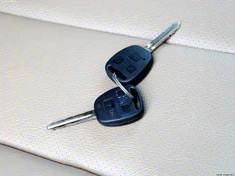 2013�� ���� 2.0L ��׼��