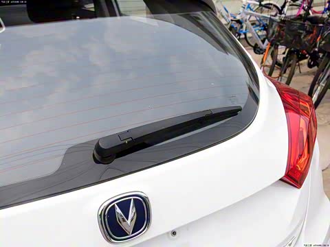 2013�� 1.6L �ֶ��¿��� ��V