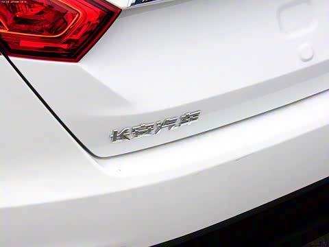 2013�� 1.6L �ֶ��¿��� ��V