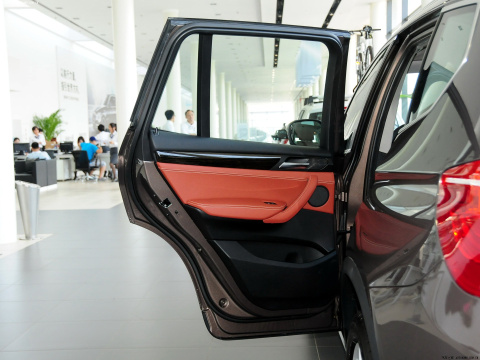 2013 Ŀ xDrive20i 