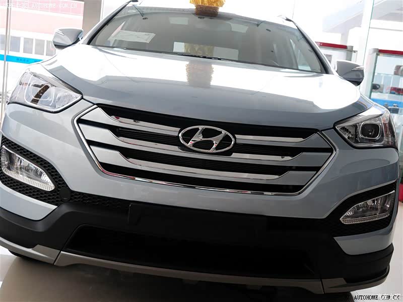 现代(进口) 全新胜达(进口) 2013款 改款 3.0l 四驱舒适导航版 欧v