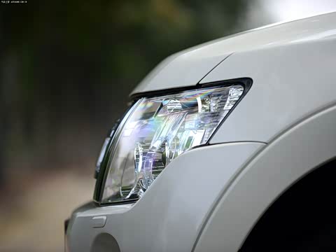 2014�� 3.0L ��Ӣ��Խ��