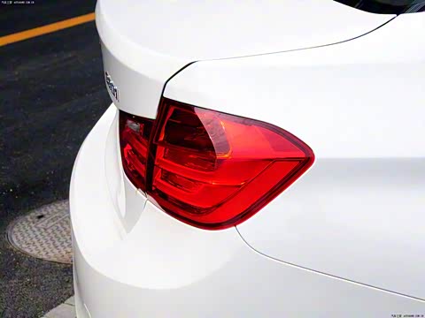 2013�� 320i ��ȡ��