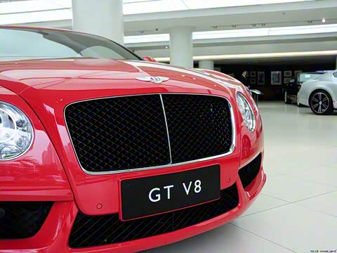 2012�� 4.0T GT V8