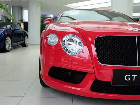 2012�� 4.0T GT V8