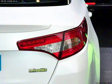 2013�� 2.0L Hybrid