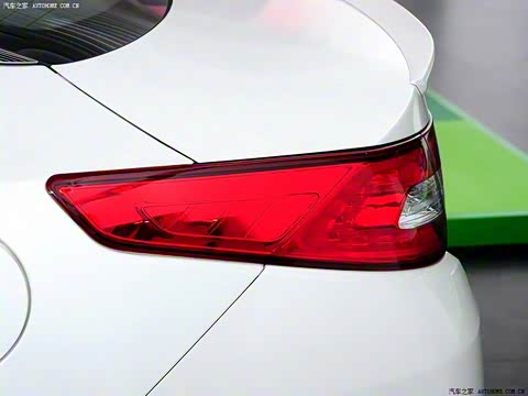 2013�� 2.0L Hybrid