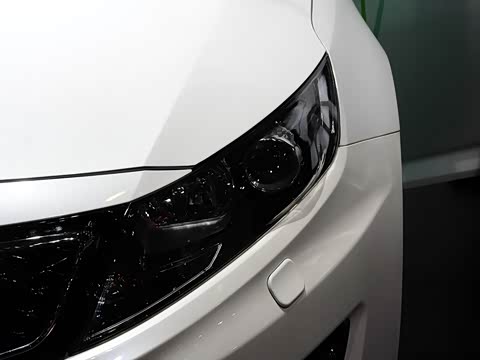 2013�� 2.0L Hybrid