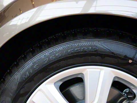 2013�� 5.0 V8 HSE