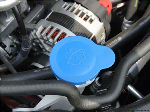 2012�� 2.0XL �� CVT 2WD