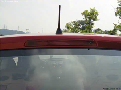 2012�� 2.0XL �� CVT 2WD