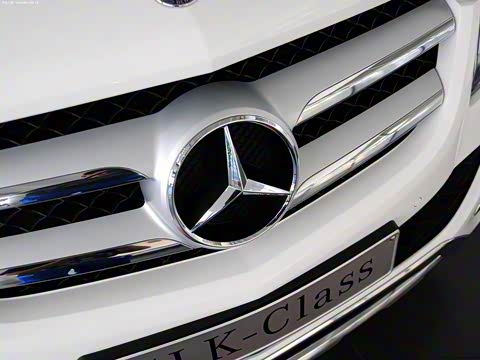 2013�� GLK 300 4MATIC �����촰��