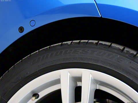 2013�� �Ŀ� 328i M�˶���