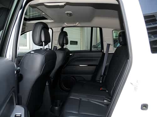 【指南者(进口) 2014款】jeep_指南者(进口) 2014款报价_图片_汽车之