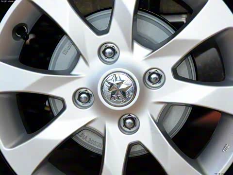 2013�� 1.6L �ֶ�����������