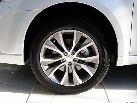 2014�� 2.5i �����˶���