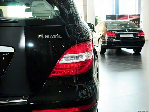 2011�� R 350 L 4MATIC