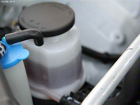 2013�� �˶��� 1.5T �ֶ�������Ӣ��