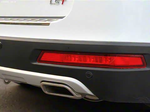 2013�� �˶��� 1.5T �ֶ�������Ӣ��