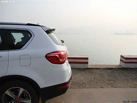 2013�� �˶��� 1.5T �ֶ�������Ӣ��