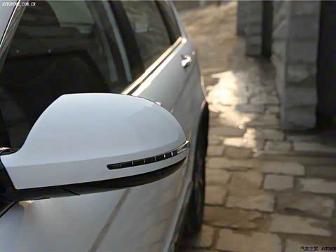 2013�� �˶��� 1.5T �ֶ�������Ӣ��