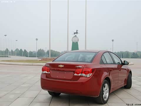 2013�� 1.6L SE MT