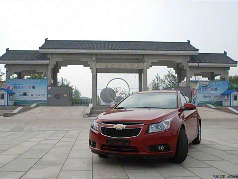 2013�� 1.6L SE MT