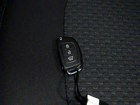 2013�� 2.0L �ֶ�����������GL ��IV