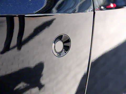 2014�� A8L 6.3 FSI W12 quattro�콢��