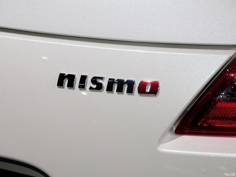 2015 3.7L NISMO