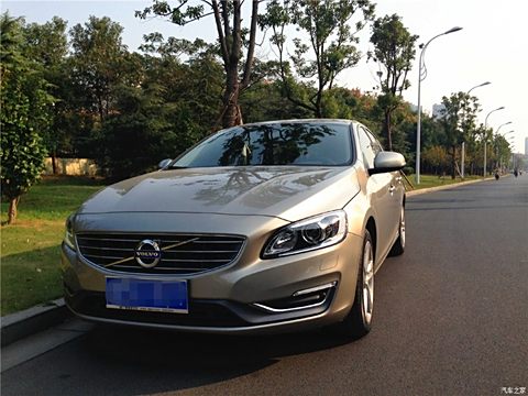 2015 S60L T5 Ԧ