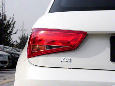 2014�� 30 TFSI Sportbackʱ����