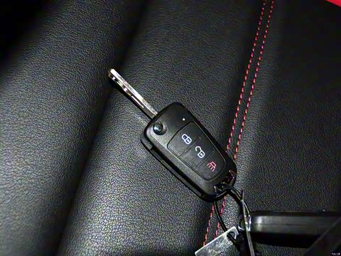 2015�� 1.5L �ֶ�������