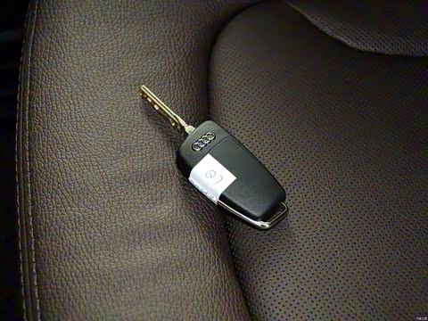 2015�� 40 TFSI �����